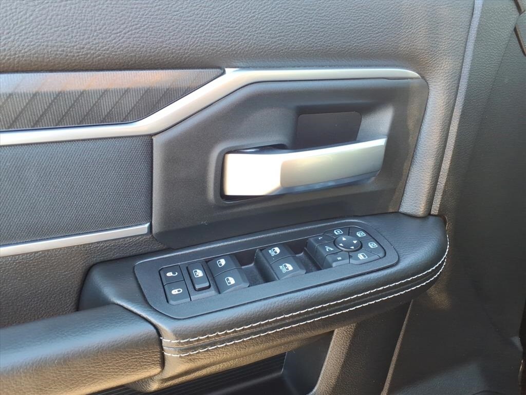 Used 2025 Ram 2500 NIGHT EDITION CREW CAB 4X4 6'4 BED Truck Crew Cab