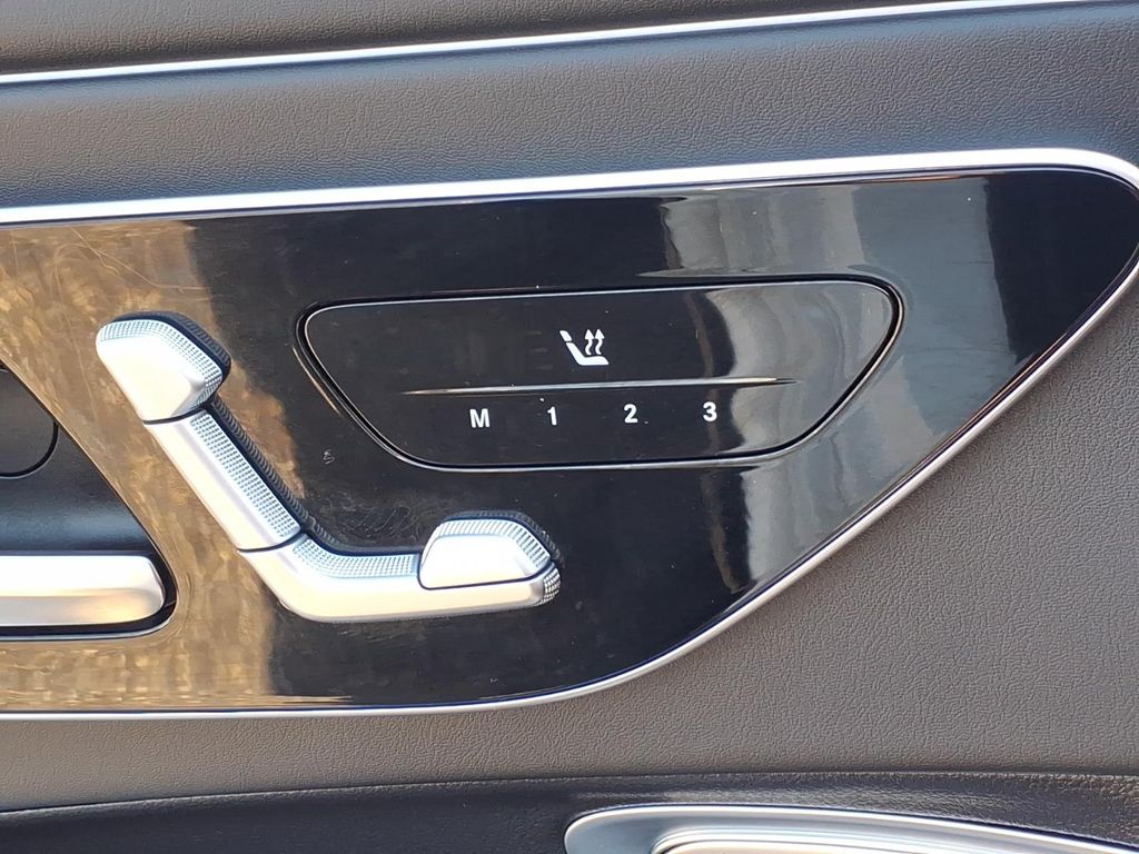 2025 Mercedes-Benz CLE AMG 53 - Photo 11