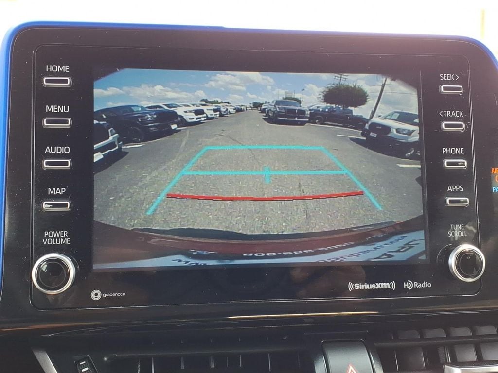 2020 Toyota C-HR XLE - Photo 10
