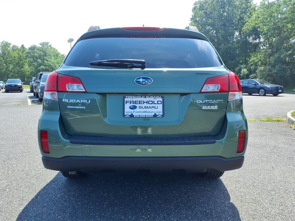 2012 Subaru Outback Limited - Photo 18