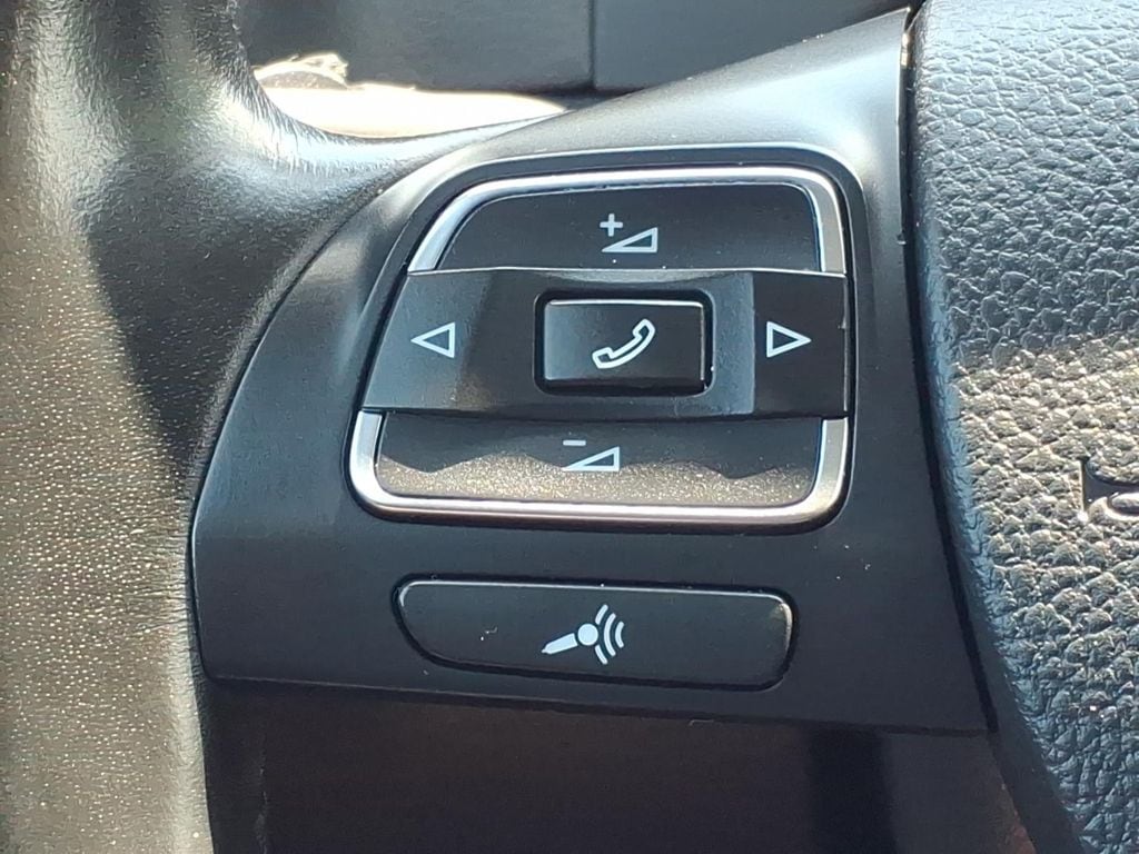 2016 Volkswagen Tiguan S - Photo 10
