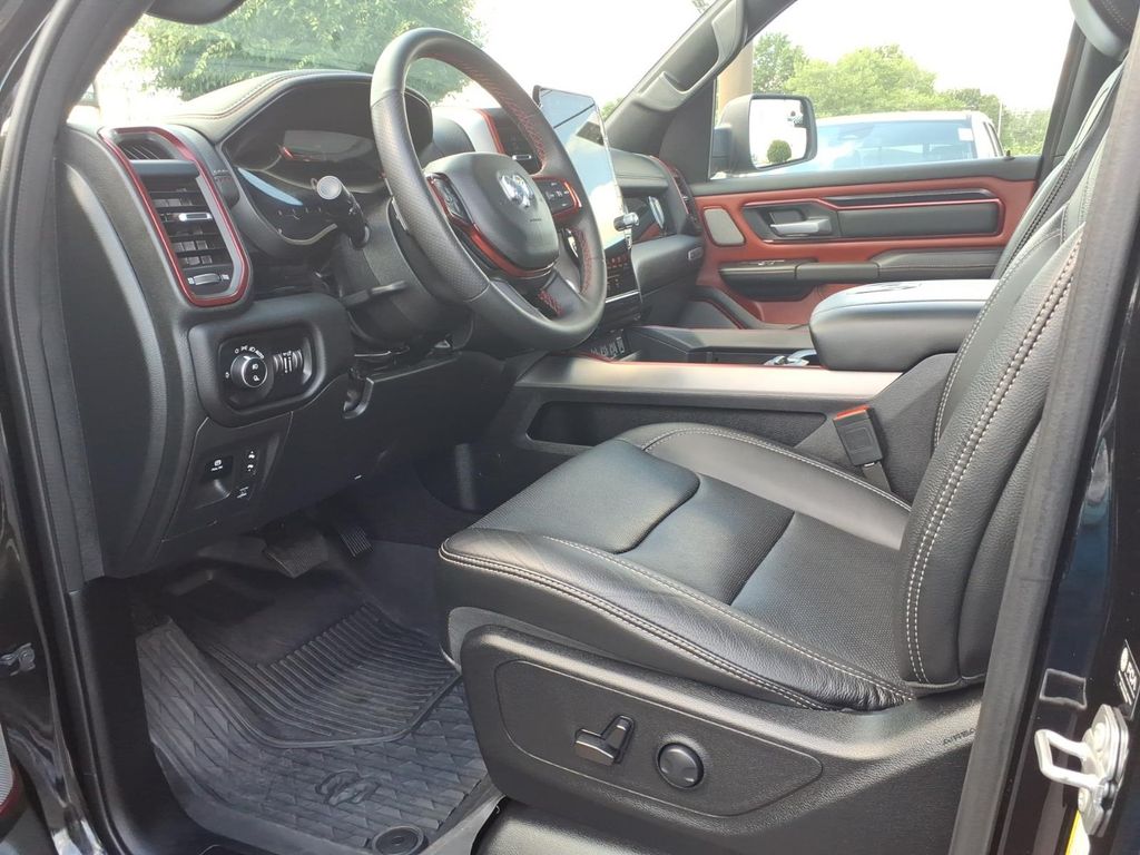 2025 RAM Ram 1500 Pickup Rebel - Photo 13