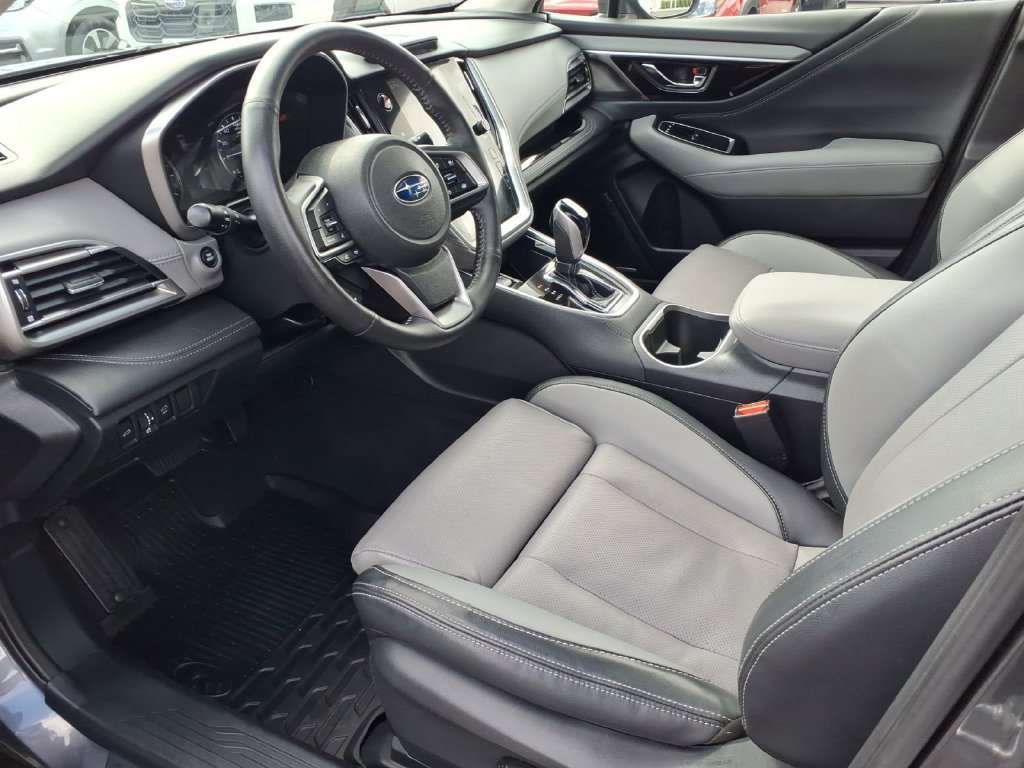 2022 Subaru Outback Limited - Photo 13