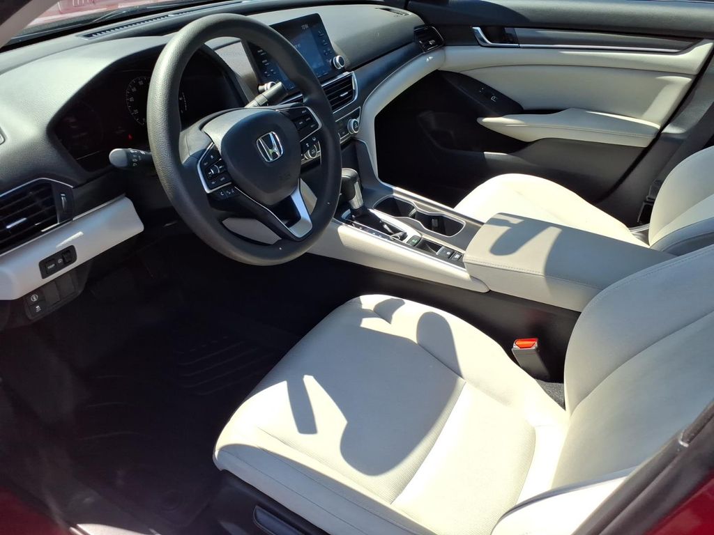 2019 Honda Accord LX - Photo 13