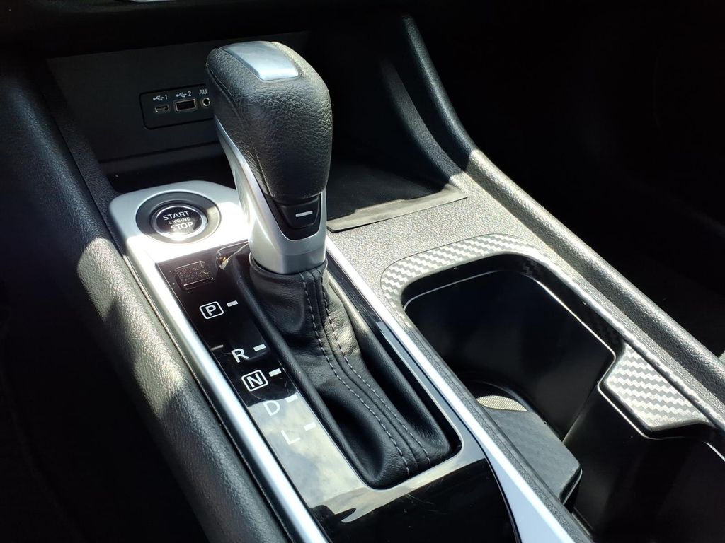 2023 Nissan Sentra SV - Photo 9