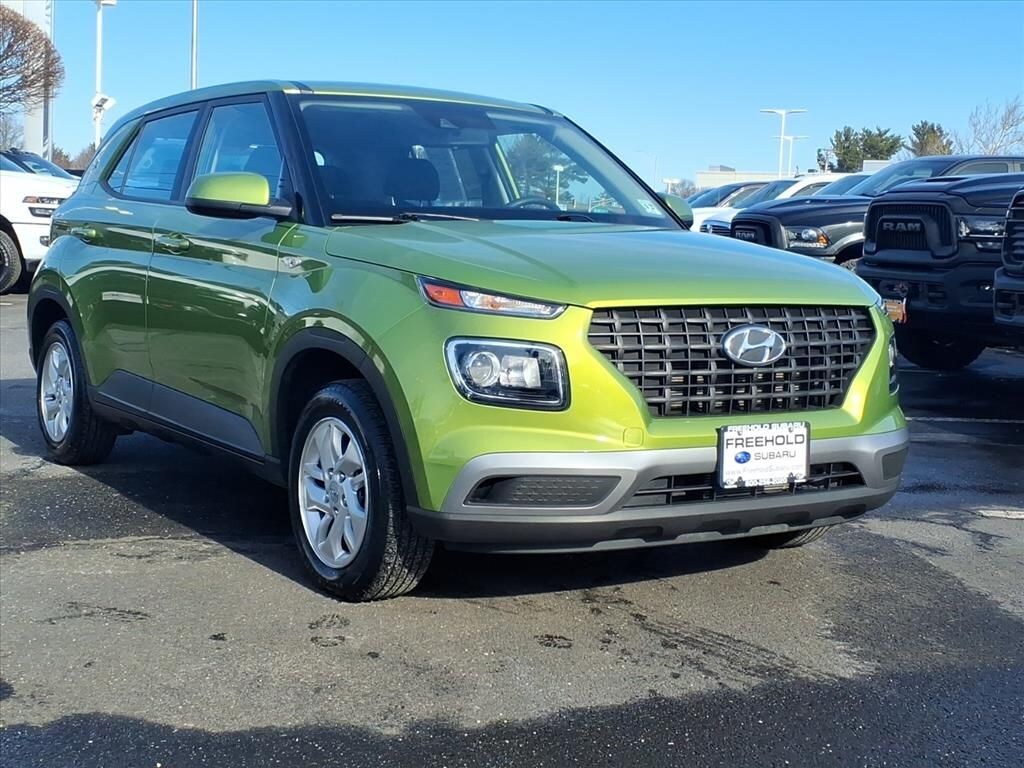 Used 2022 Hyundai Venue SE SUV