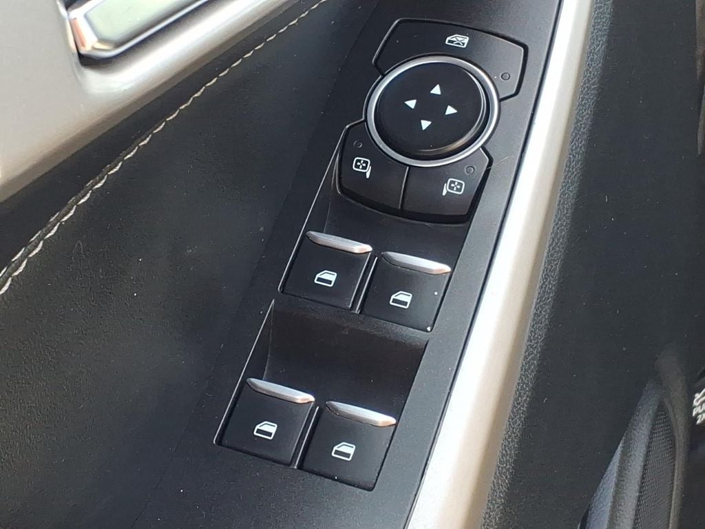 2022 Ford Explorer XLT - Photo 12