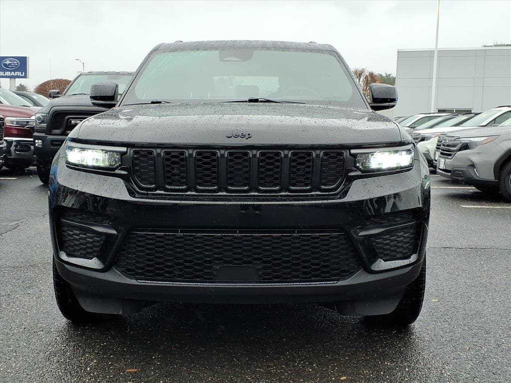 Used 2024 Jeep Grand Cherokee ALTITUDE X SUV