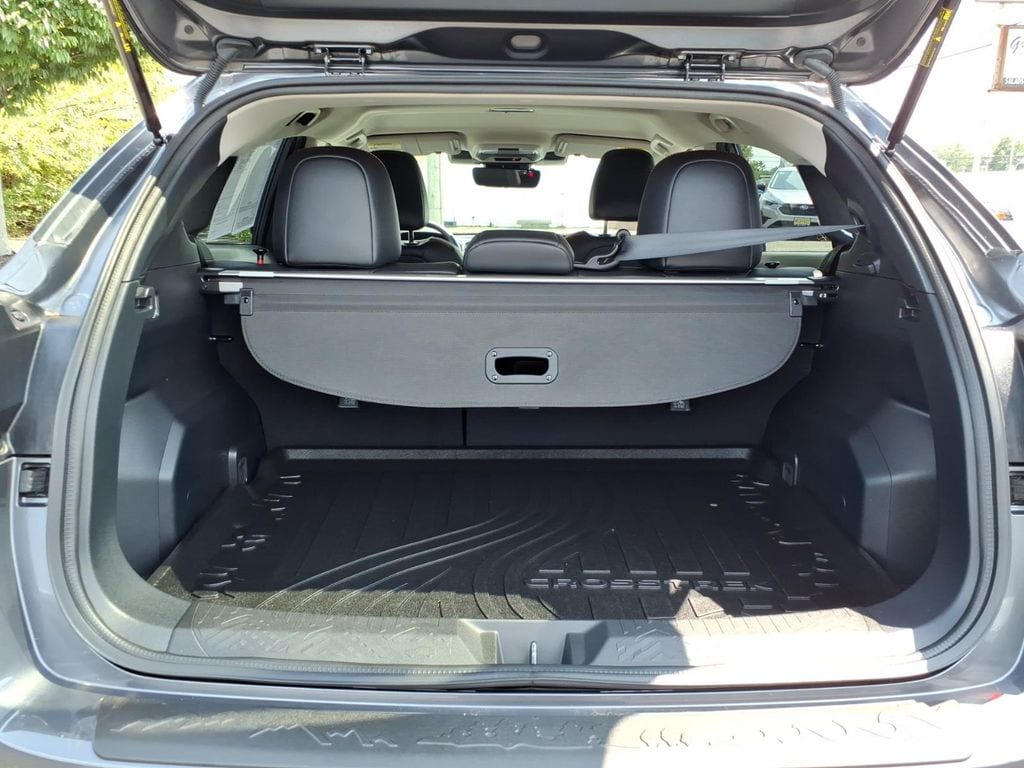 2025 Subaru Crosstrek Limited - Photo 17