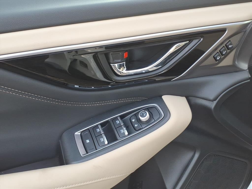 New 2025 Subaru Outback LIMITED XT SUV