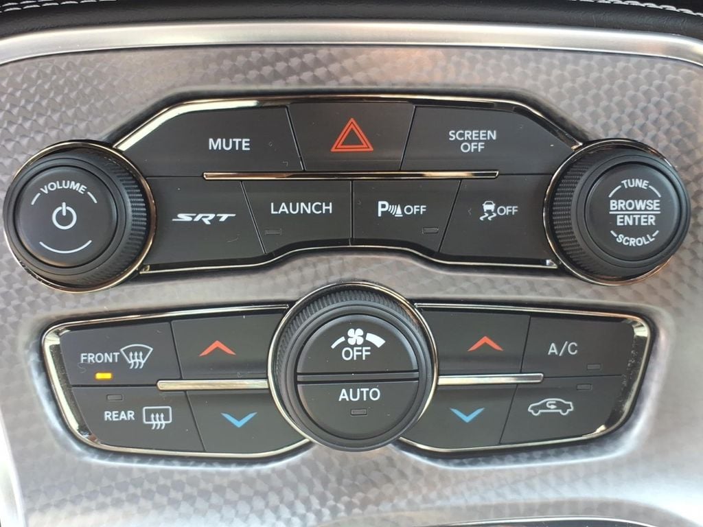 2018 Dodge Challenger SRT - Photo 8