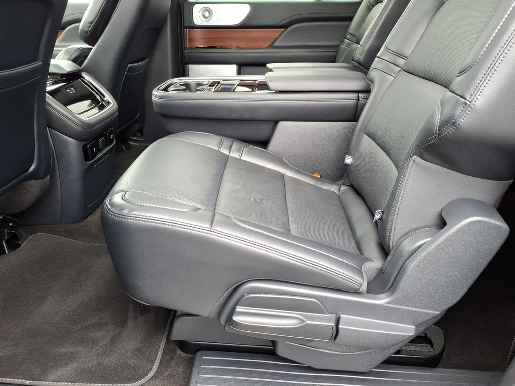 2024 Lincoln Navigator Reserve L - Photo 17