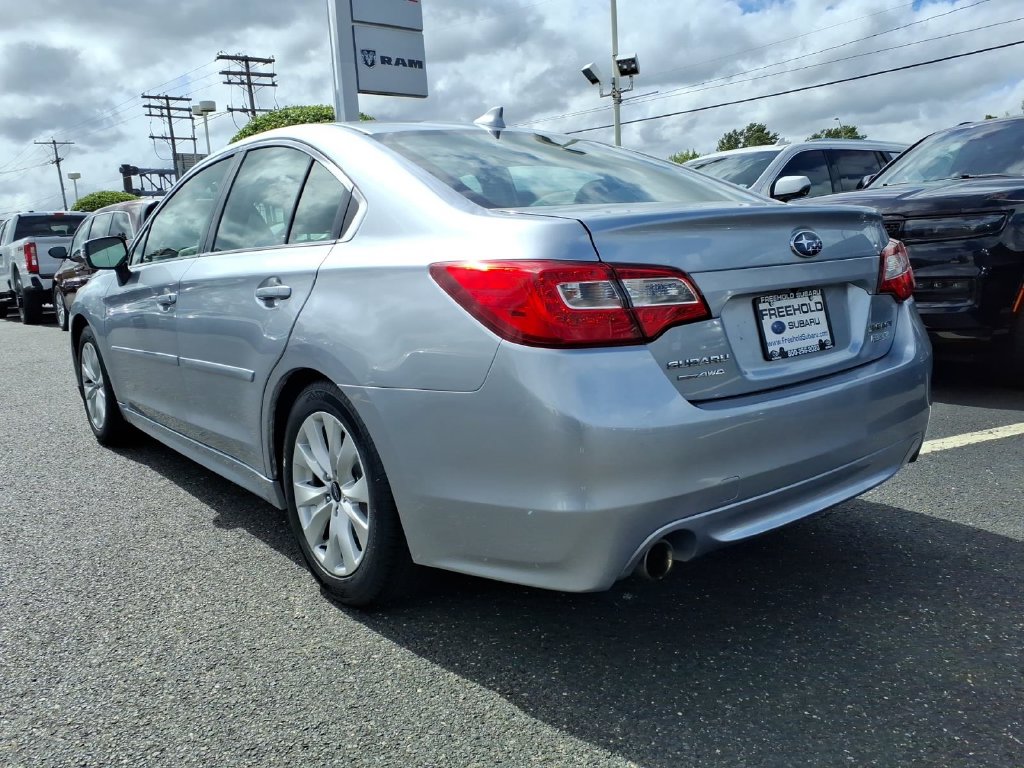 2017 Subaru Legacy Premium - Photo 19