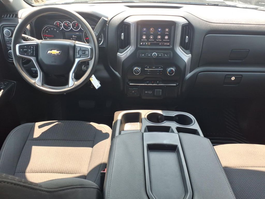 2022 Chevrolet Silverado 2500HD Custom - Photo 13