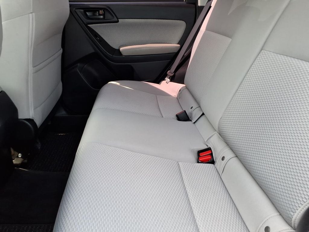 2018 Subaru Forester Base - Photo 13