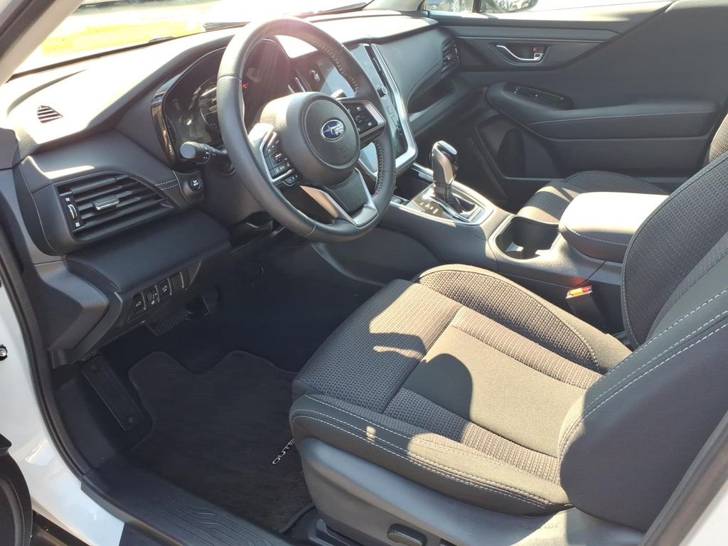 2025 Subaru Outback Premium - Photo 13