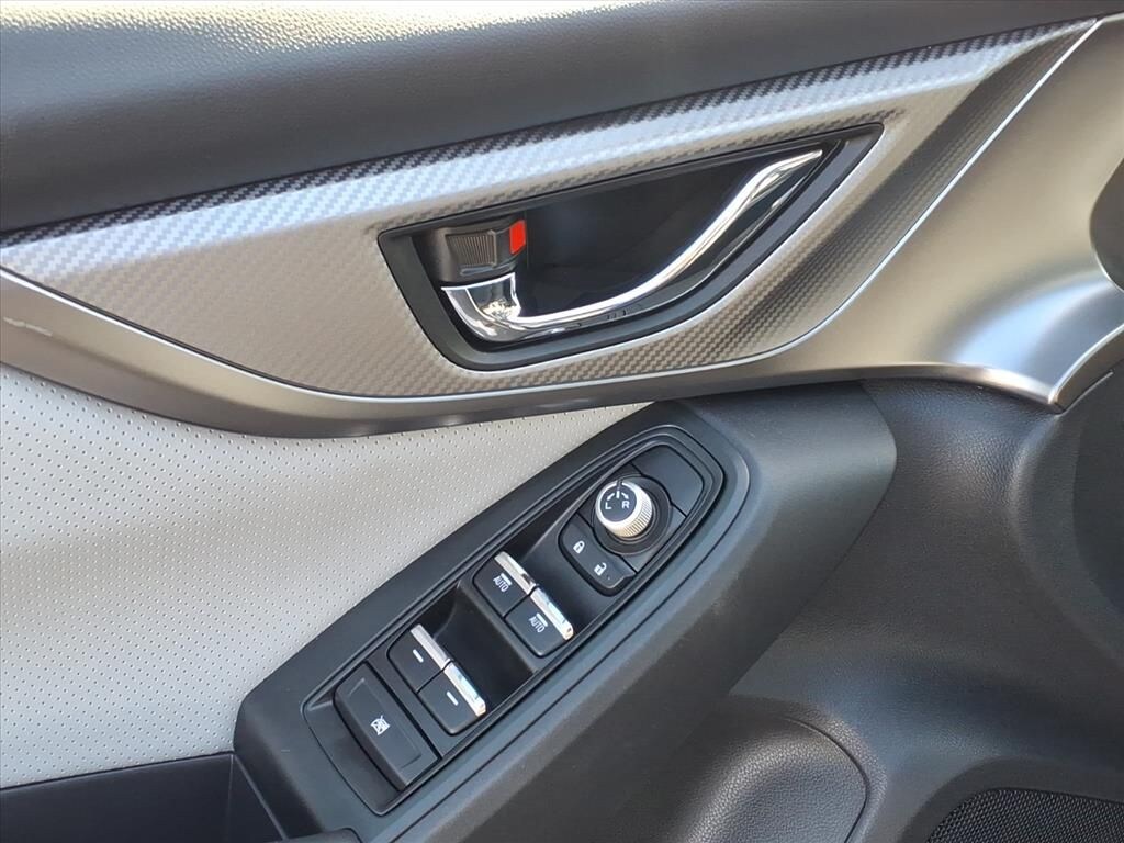 Used 2023 Subaru Crosstrek LIMITED MOONROOF SUV