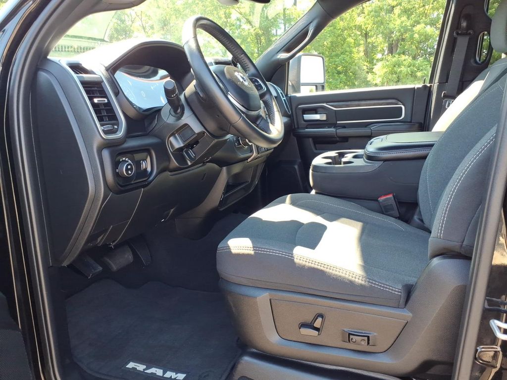 2024 RAM Ram 2500 Pickup Big Horn - Photo 13