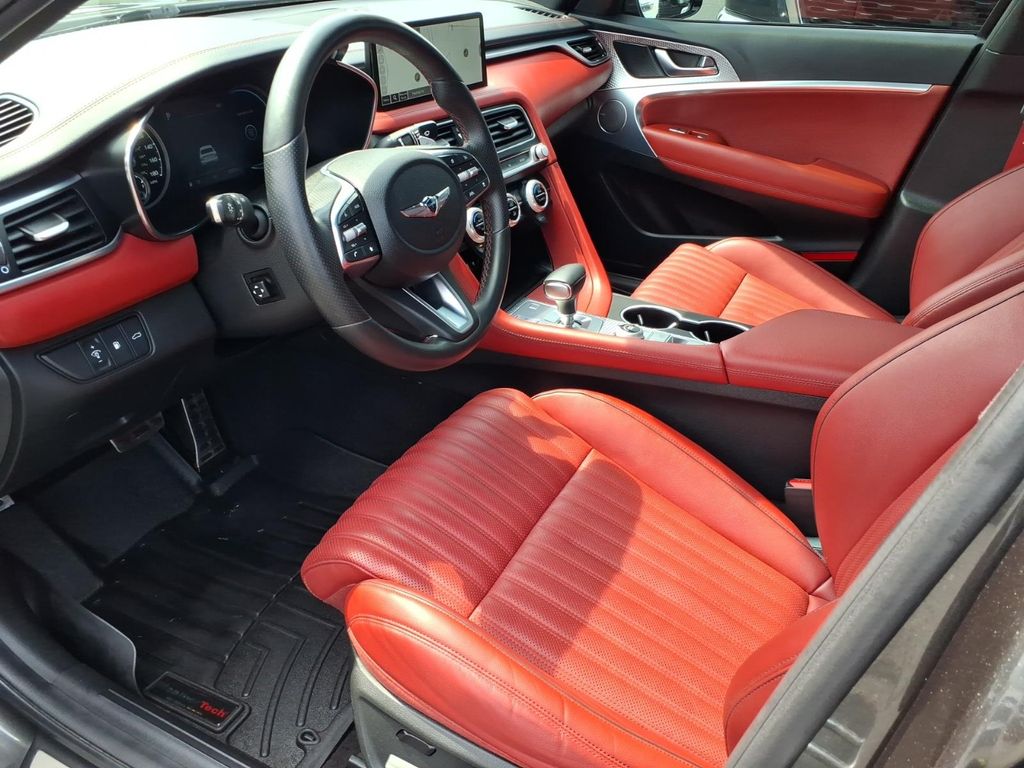 2023 GENESIS G70 Standard - Photo 13