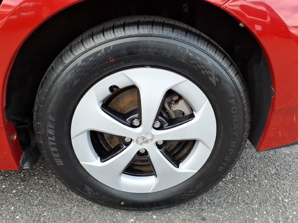 2014 Toyota Prius Four - Photo 14