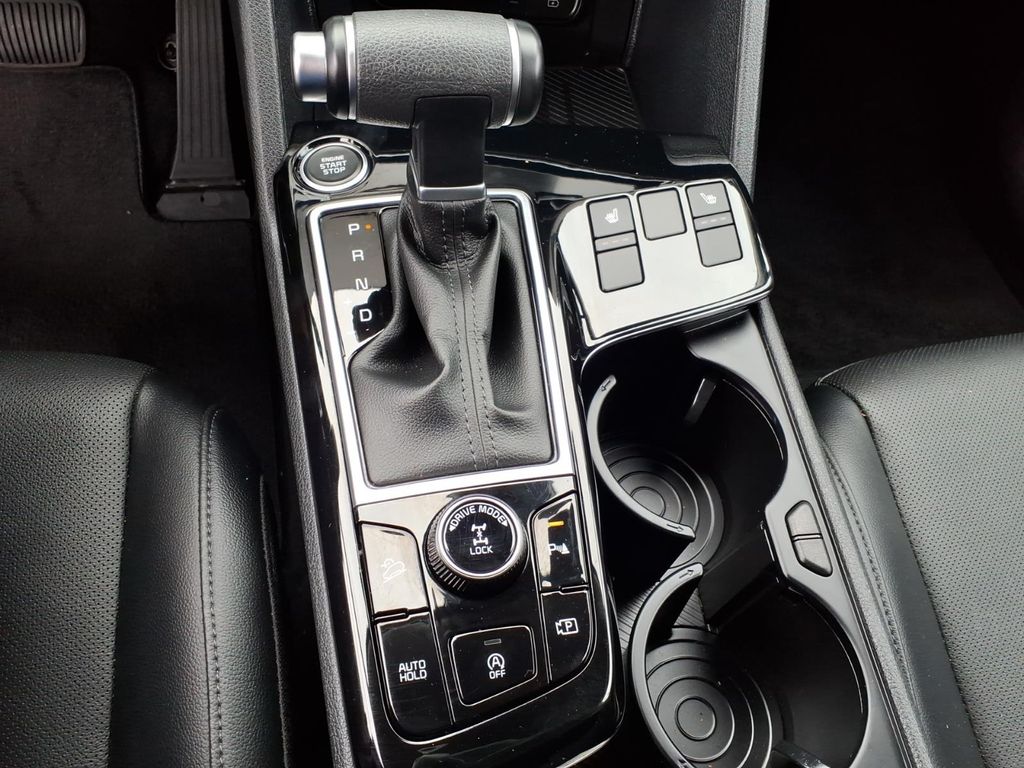 2024 Kia Sportage EX - Photo 9