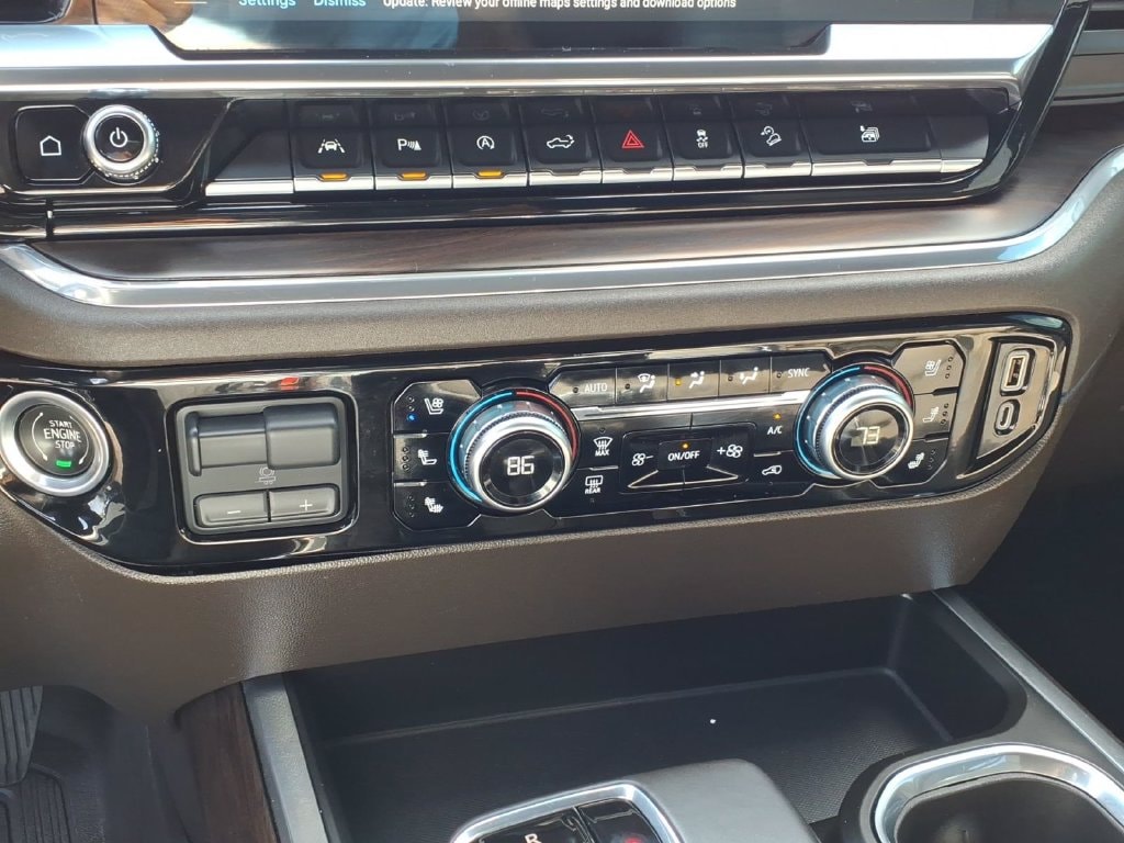 2023 GMC Sierra 1500 SLT - Photo 9