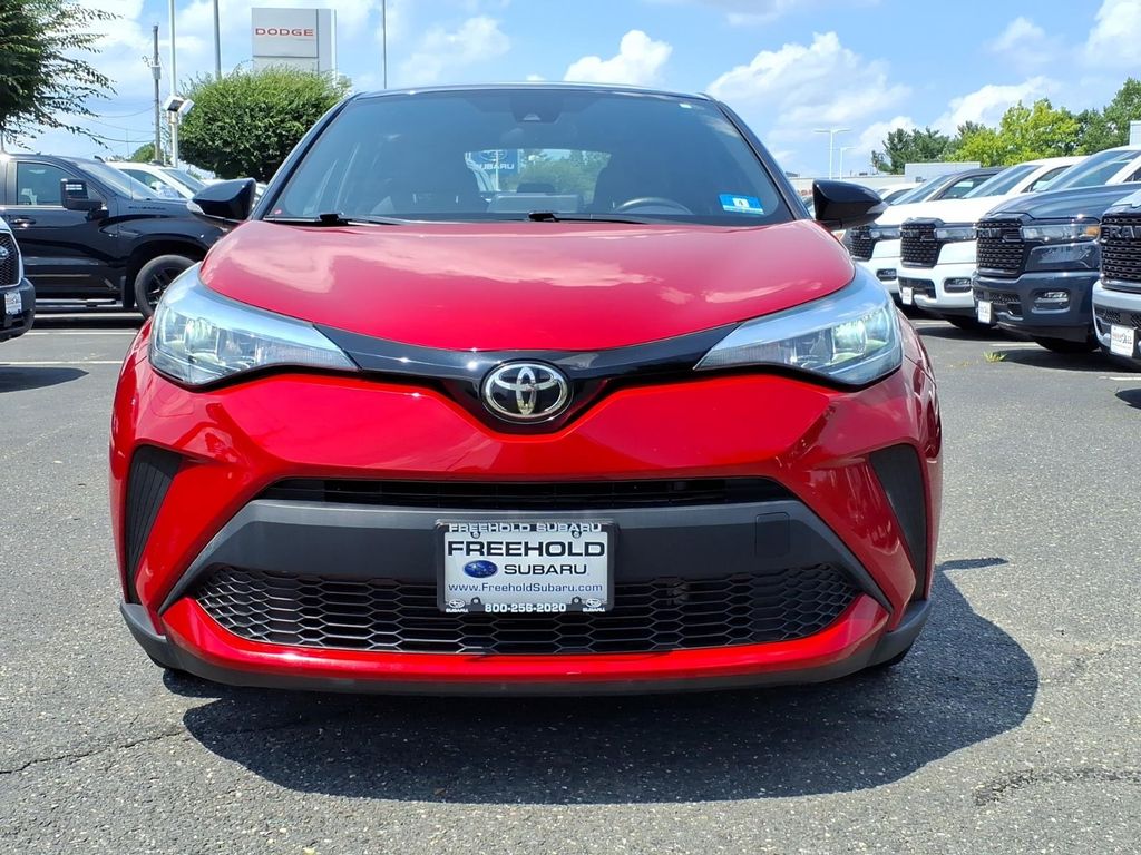 2020 Toyota C-HR XLE - Photo 2