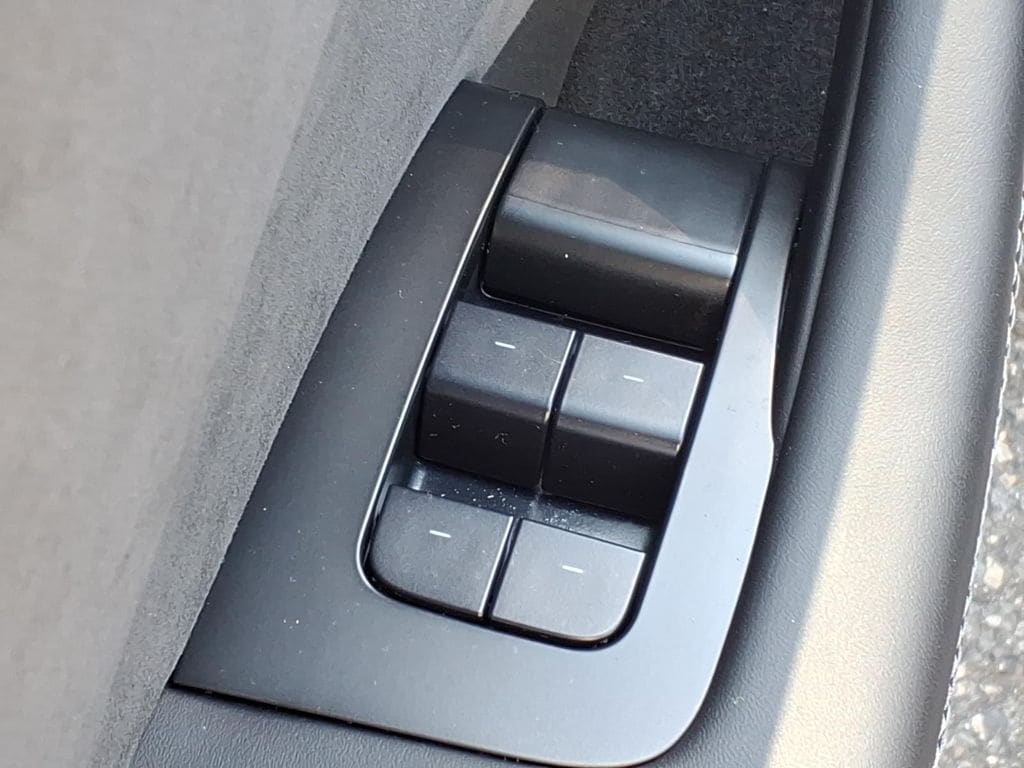 2025 Tesla Model 3 Long Range - Photo 10
