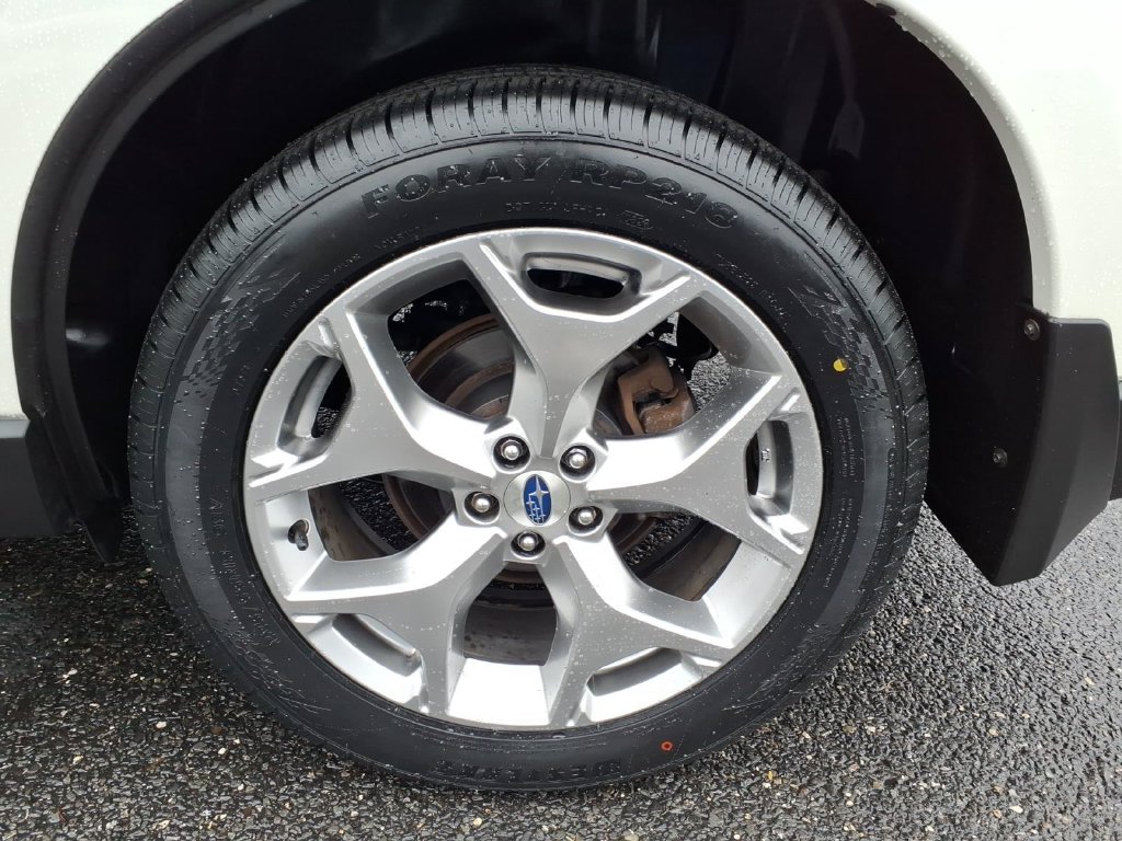 2018 Subaru Forester Touring - Photo 17