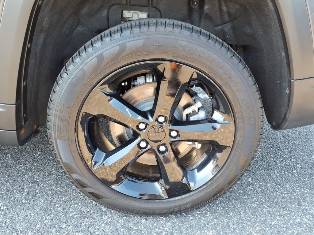 Photo 18