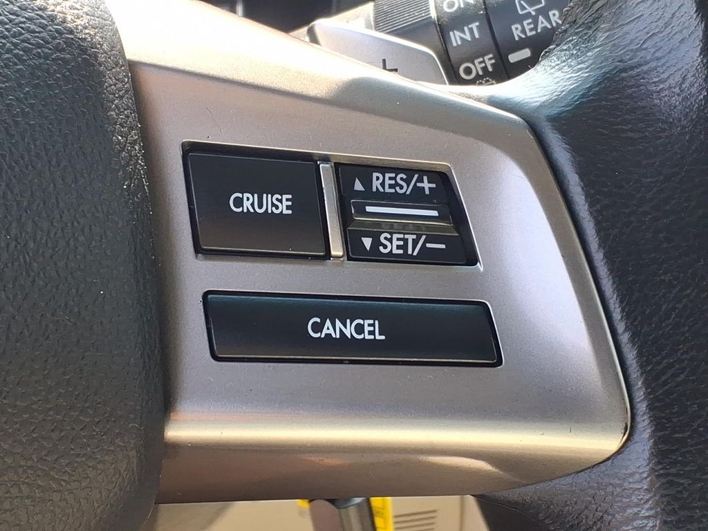 2012 Subaru Outback Limited - Photo 9