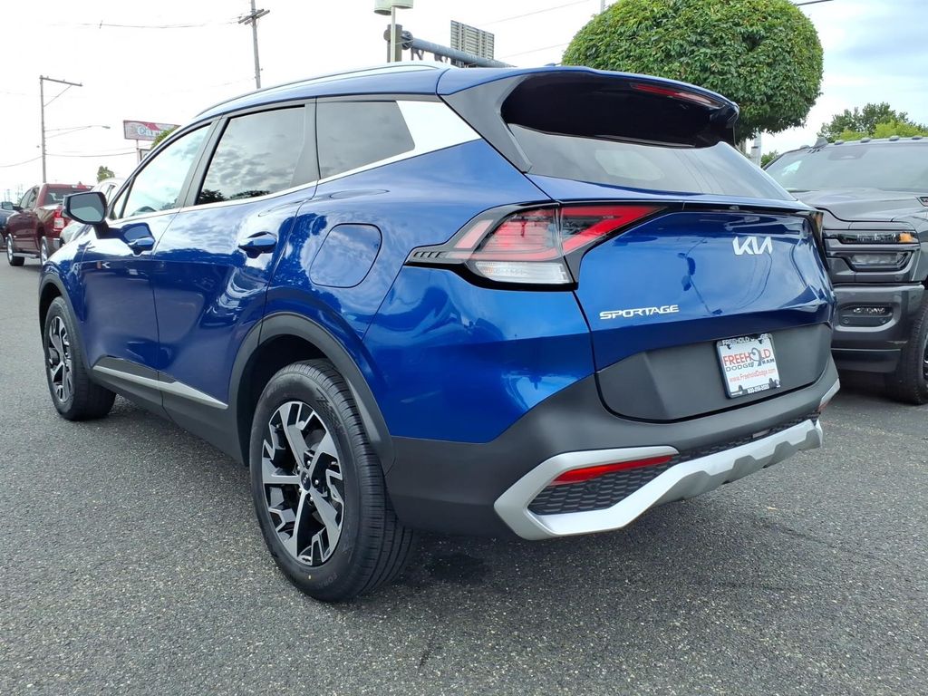 2024 Kia Sportage EX - Photo 21