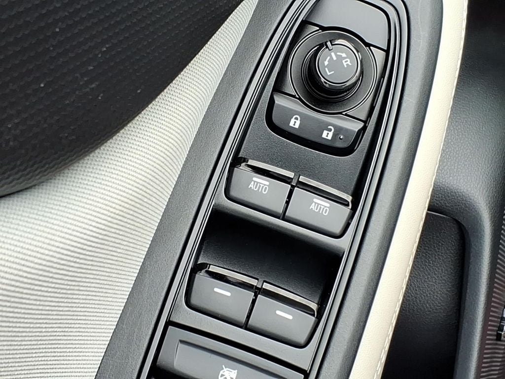 2024 Subaru Forester Premium - Photo 13