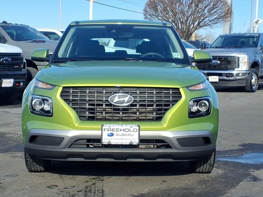 Used 2022 Hyundai Venue SE SUV
