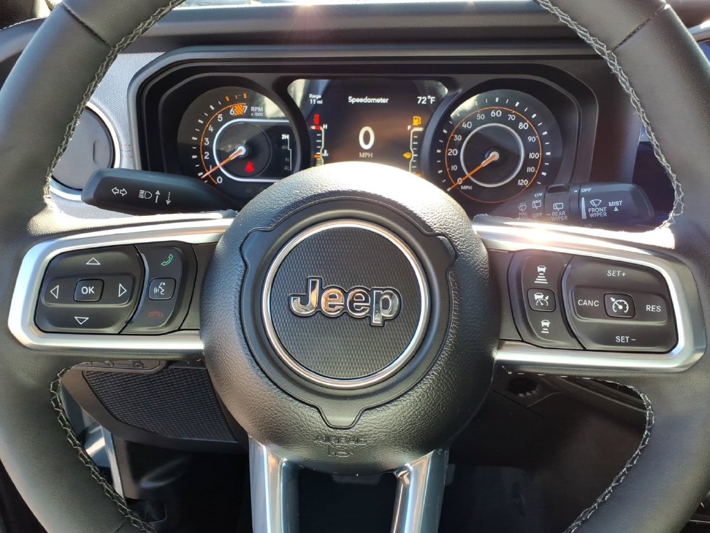 2026 Jeep Wrangler 4-Door Sahara - Photo 5