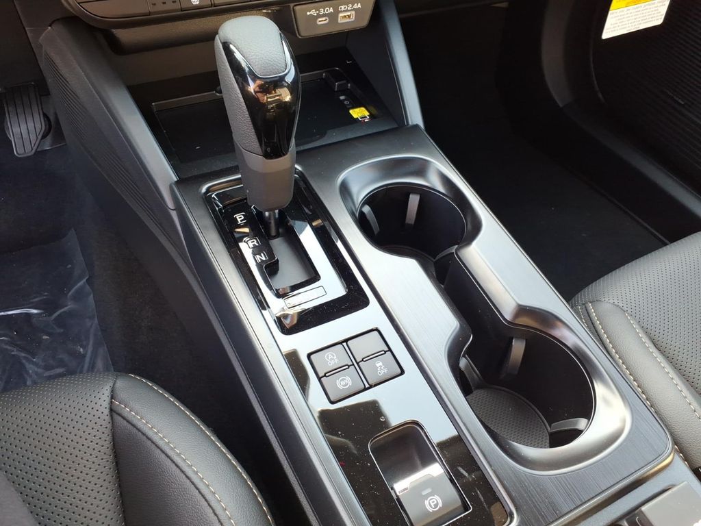 2026 Subaru Outback Limited - Photo 7