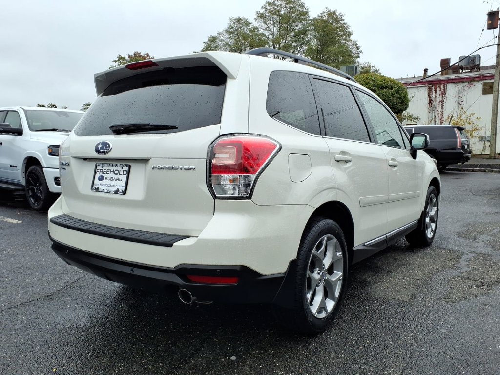 2018 Subaru Forester Touring - Photo 19