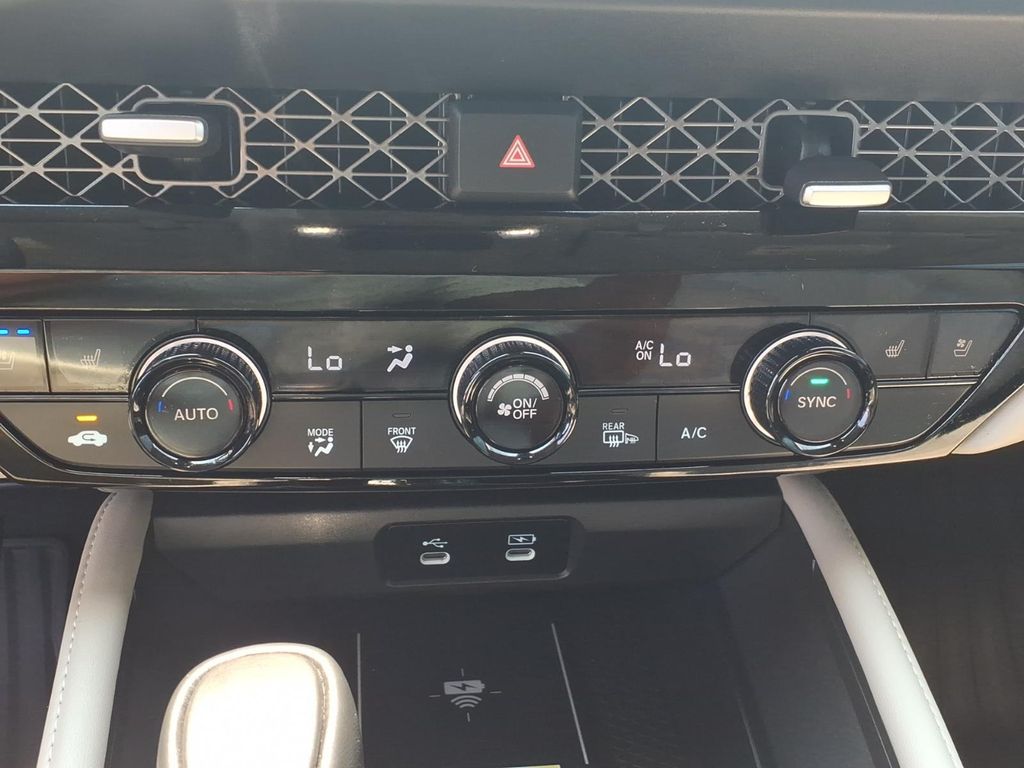 2025 Honda Accord Hybrid Touring - Photo 8