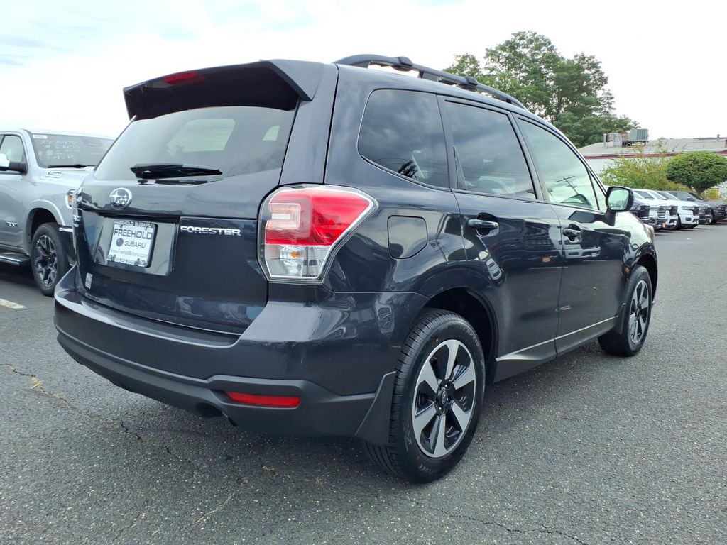 2018 Subaru Forester Premium - Photo 20