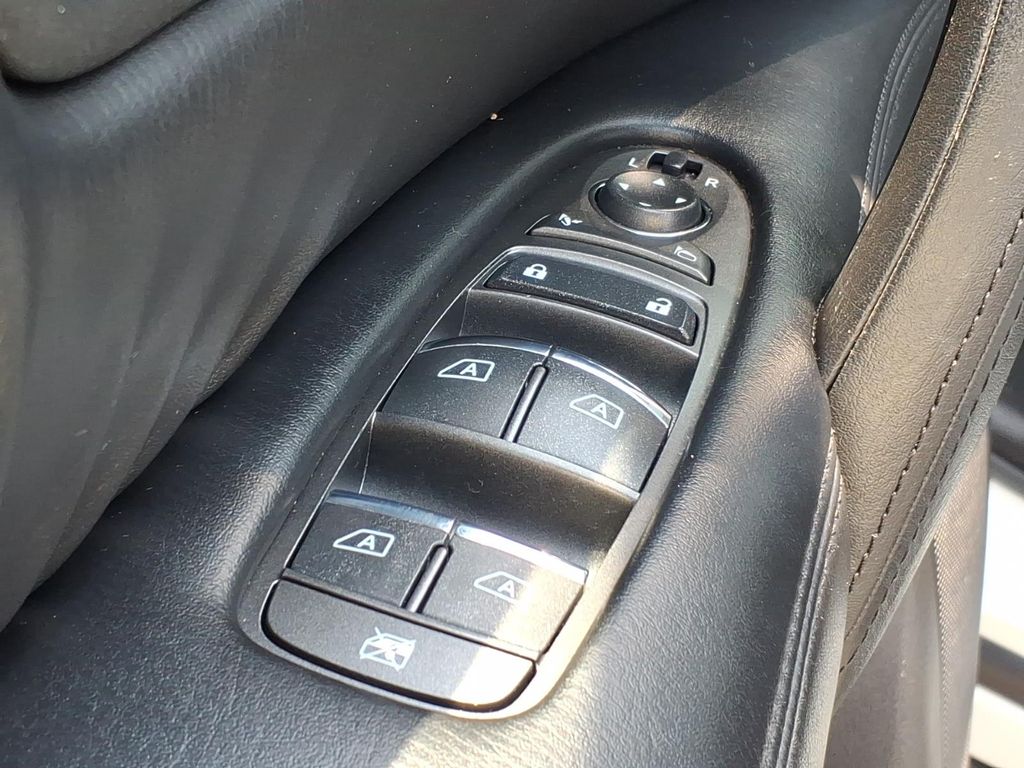 2023 Nissan Armada SL - Photo 14