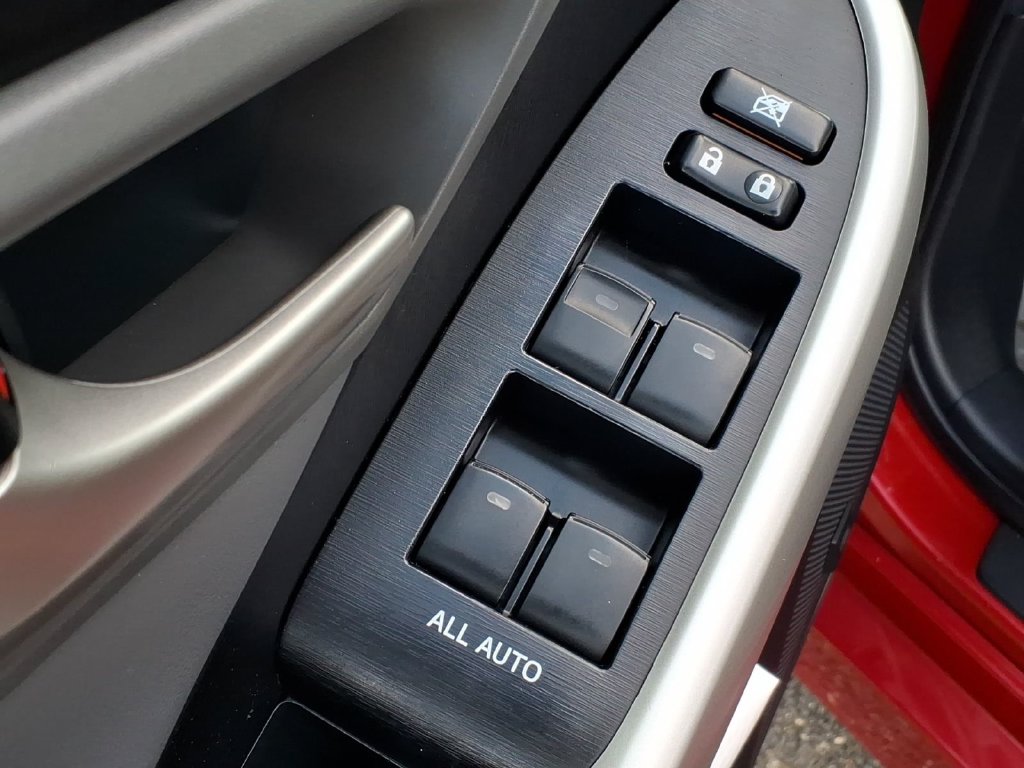 2014 Toyota Prius Four - Photo 10