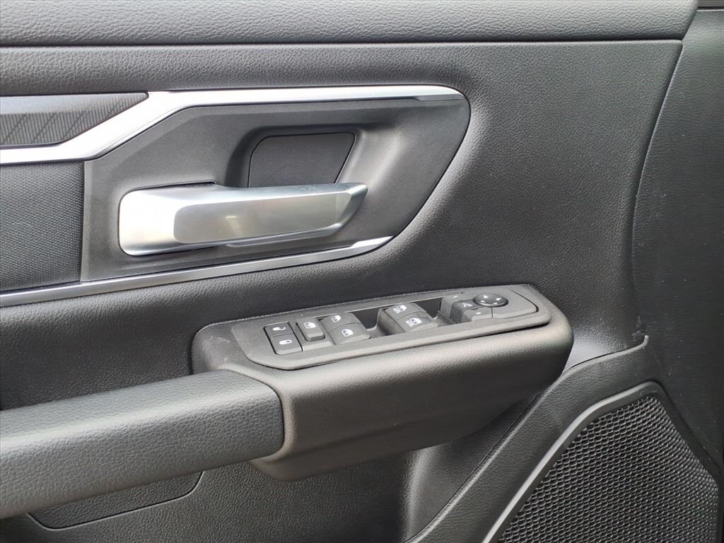 Used 2025 Ram 1500 BIG HORN CREW CAB 4X4 5'7 BED Truck Crew Cab