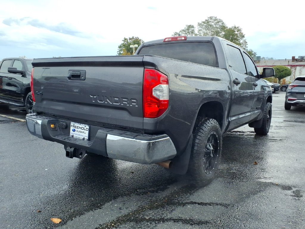 2020 Toyota Tundra SR5 - Photo 17