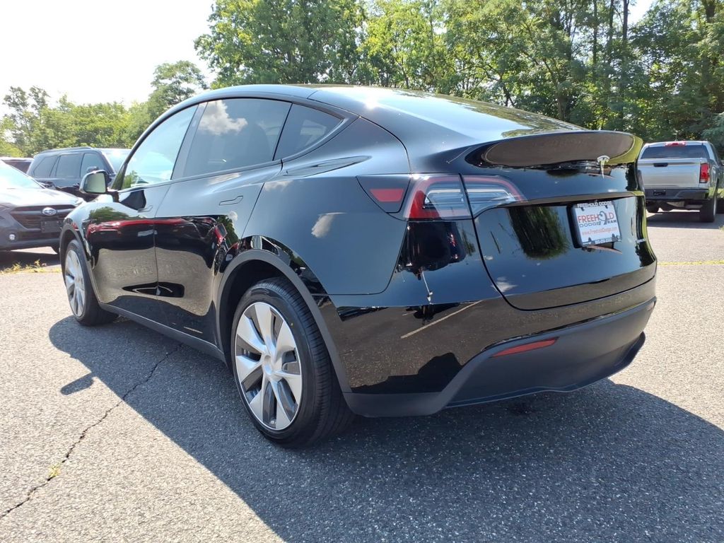 2023 Tesla Model Y Long Range - Photo 17