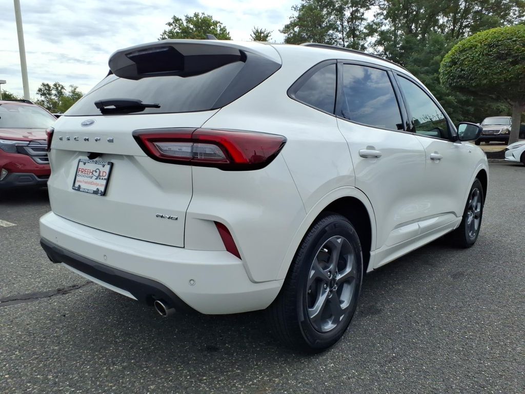 2023 Ford Escape ST-Line - Photo 19