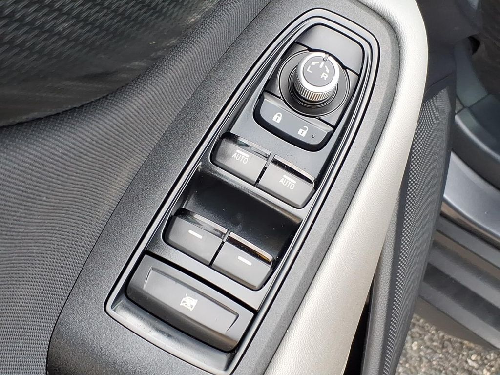 2021 Subaru Outback Premium - Photo 12