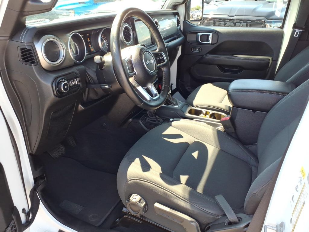 2018 Jeep All-New Wrangler Unlimited Sahara - Photo 12