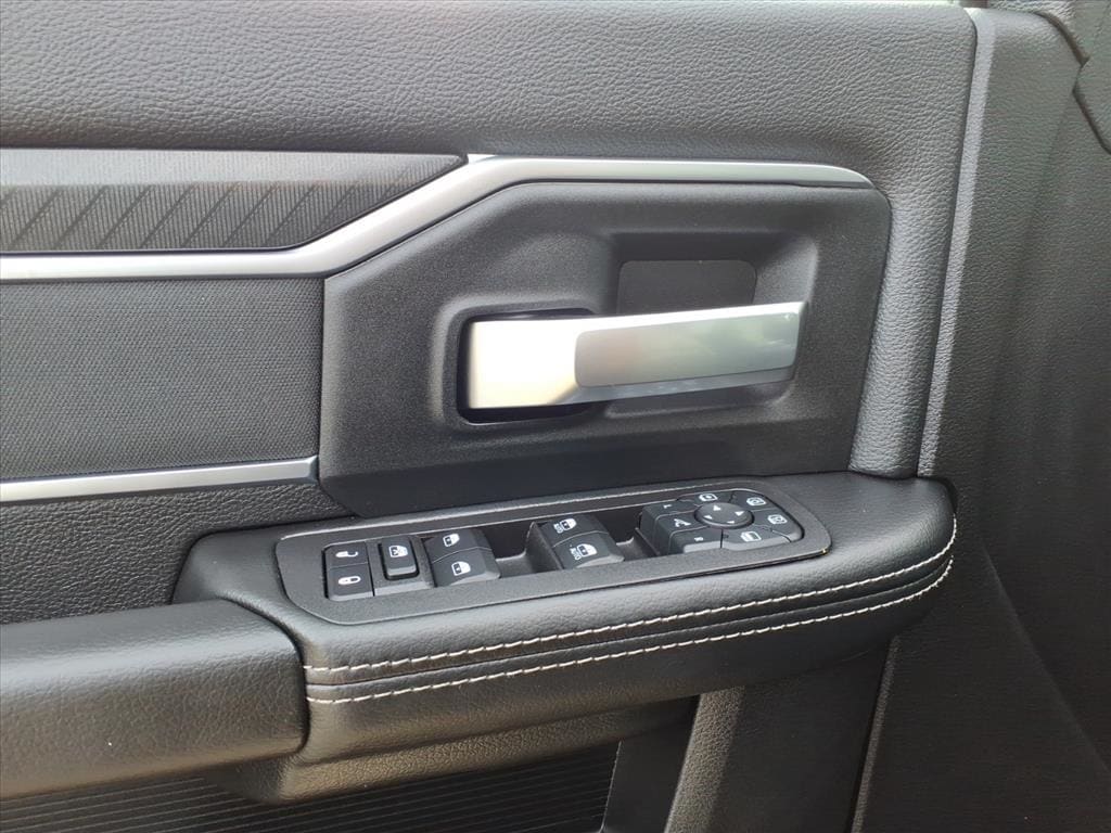 Used 2025 Ram 2500 BIG HORN NIGHT EDITION CREW CAB 4X4 6'4 BED Truck Crew Cab