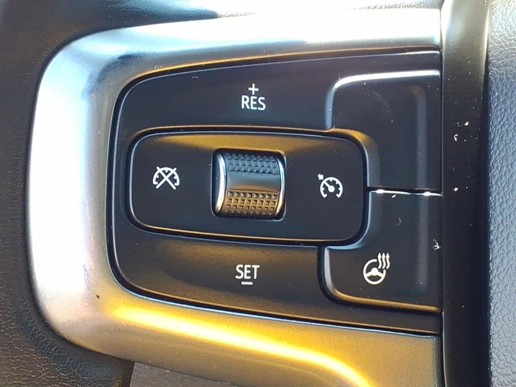2020 Chevrolet Silverado 1500 LT - Photo 11