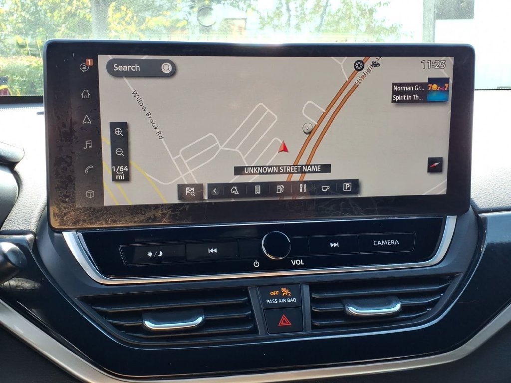 2024 Nissan Altima SR - Photo 7